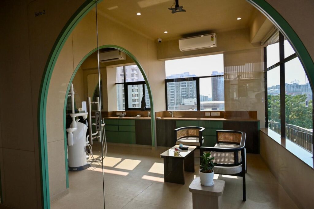 WhatsApp Image 2025-11-15 at 4.05.39 PM (2)