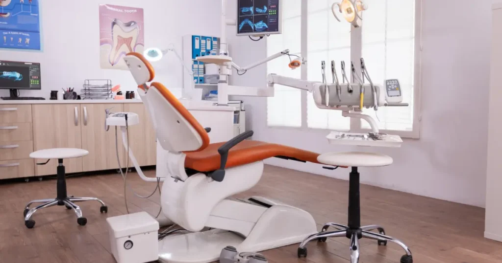 Which Dental Treatments Are Commonly Available at a Dental Clinic in Bhayli?